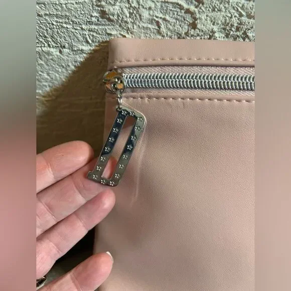 Dior Pink Cosmetic Bag NEW w Silver Beaded Accents brand new lovely charm gifts - Picture 3 of 9